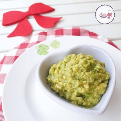 Avocado mit Apfelsaft (6+ Monate)