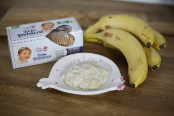 Bananen-Joghurt-Püree (6+ Monate)